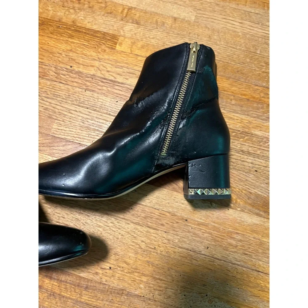 Michael Kors Black Leather Ankle Boots Gold Stud Block Heel Size 9M Side Zip
